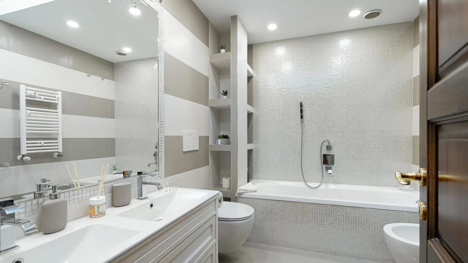 Your Place In Rome Apartments