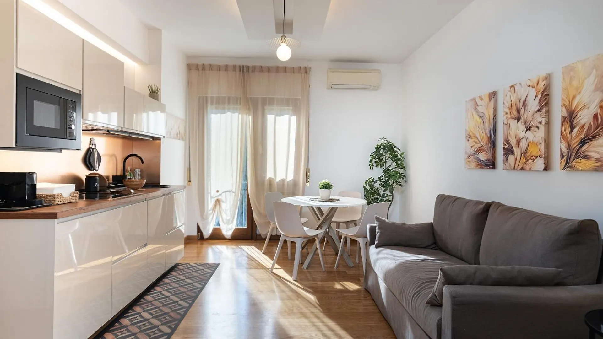 Your Place In Rome Apartments Itália