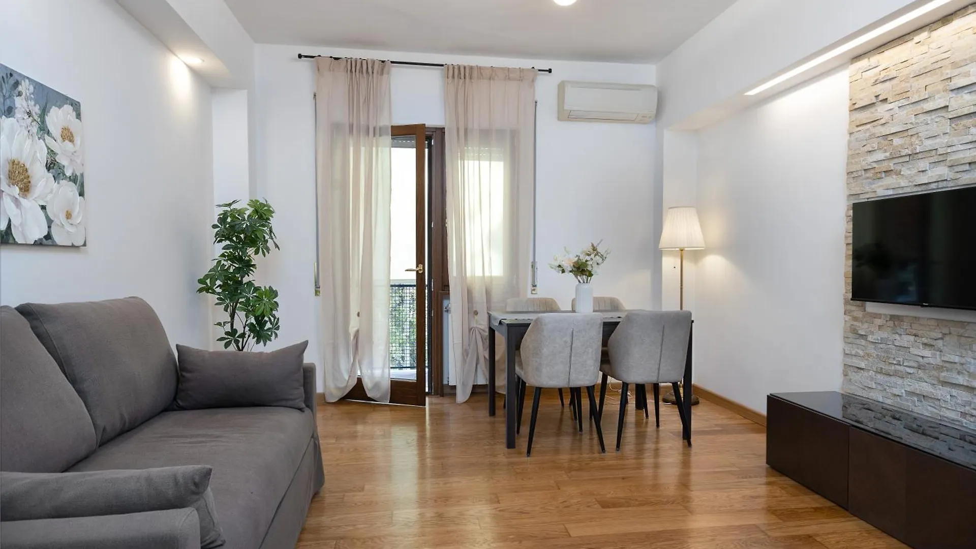 Your Place In Rome Apartments Itália